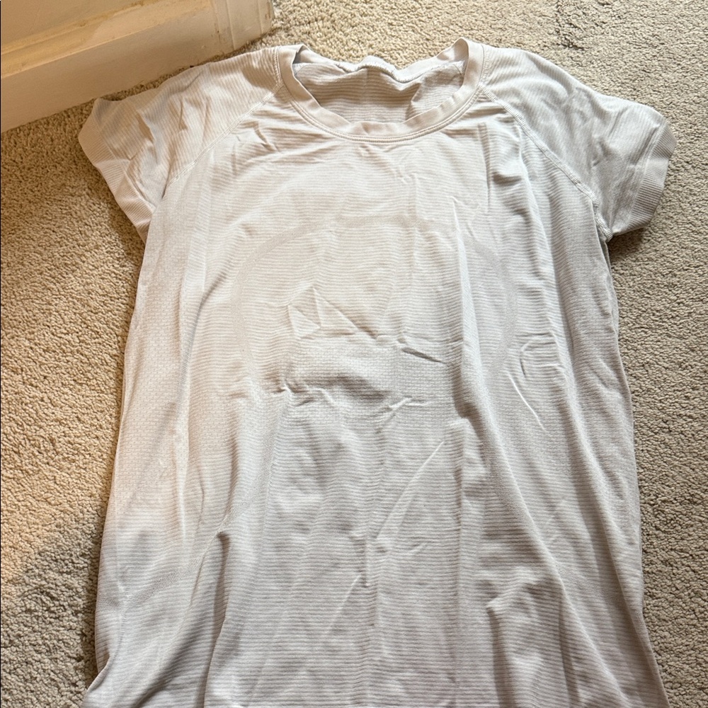 lululemon athletica White Short Sleeve Tee